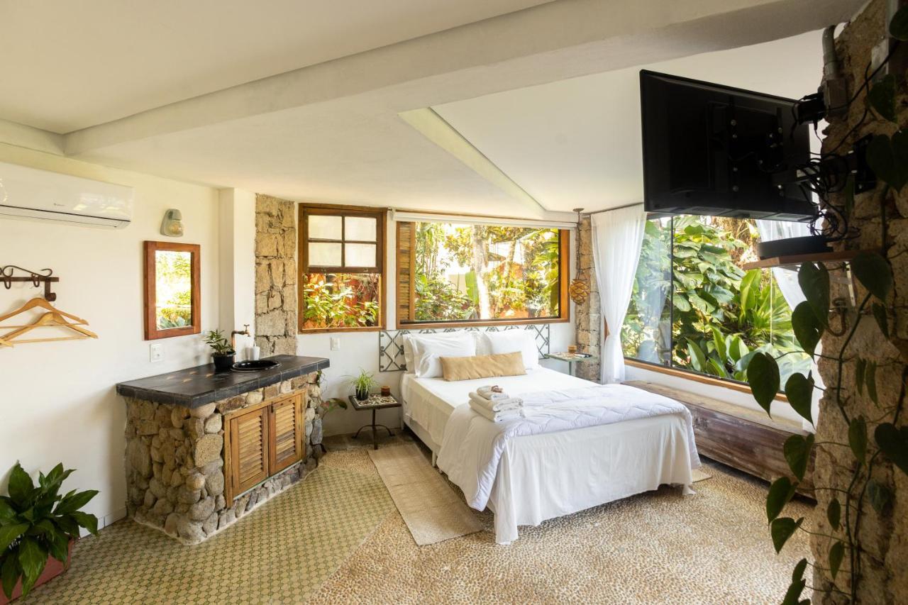 Feiticeira Bed & Breakfast Ilhabela