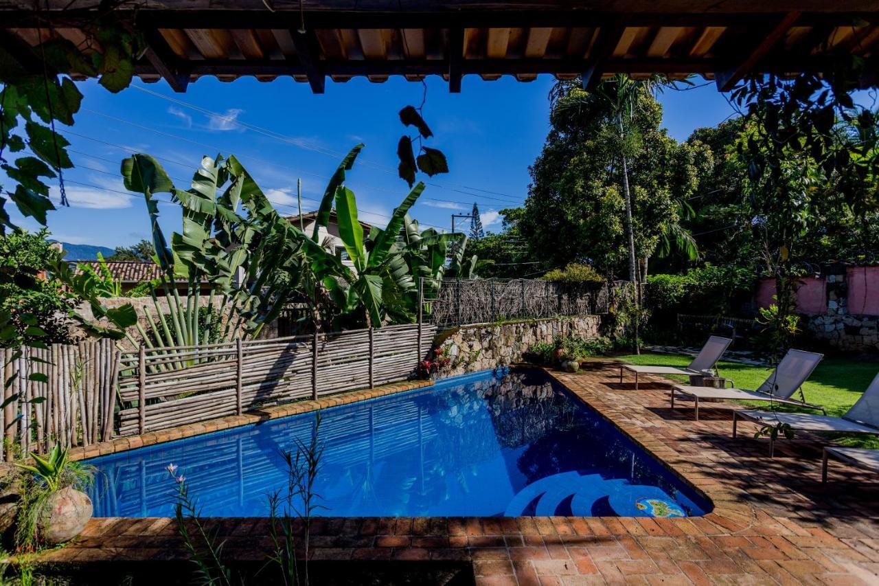 Feiticeira Bed & Breakfast