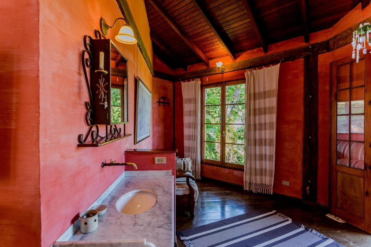 Feiticeira Bed & Breakfast